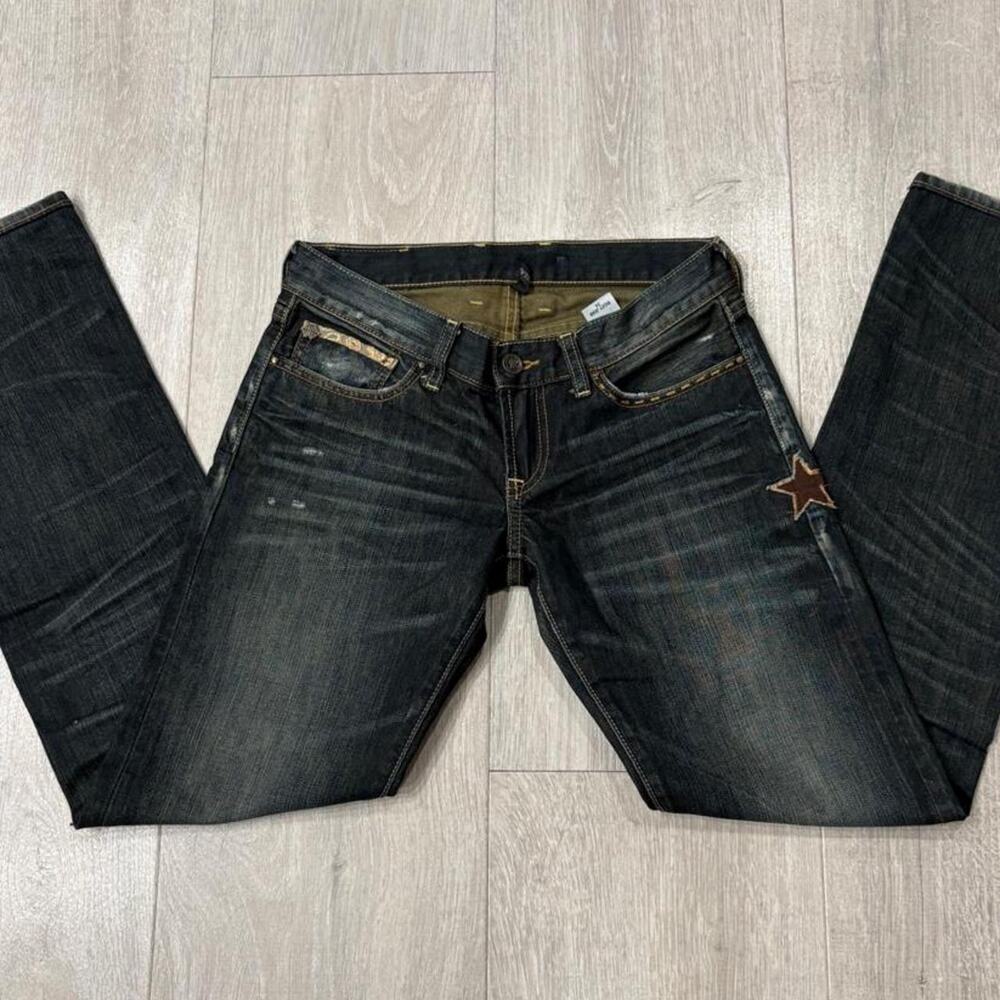 Y2K rare Lucky Brand dark denim low rise Riley jeans with star and peace patches